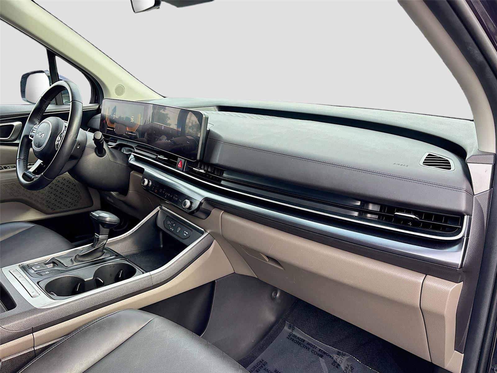 2025 Kia Carnival LXS