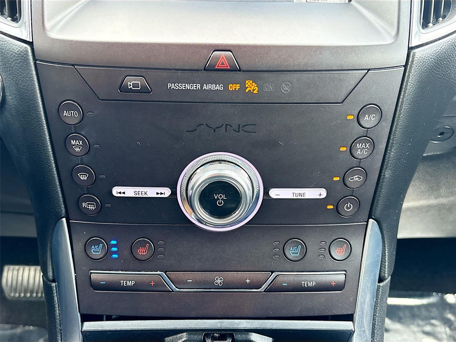 2020 Ford Edge Titanium