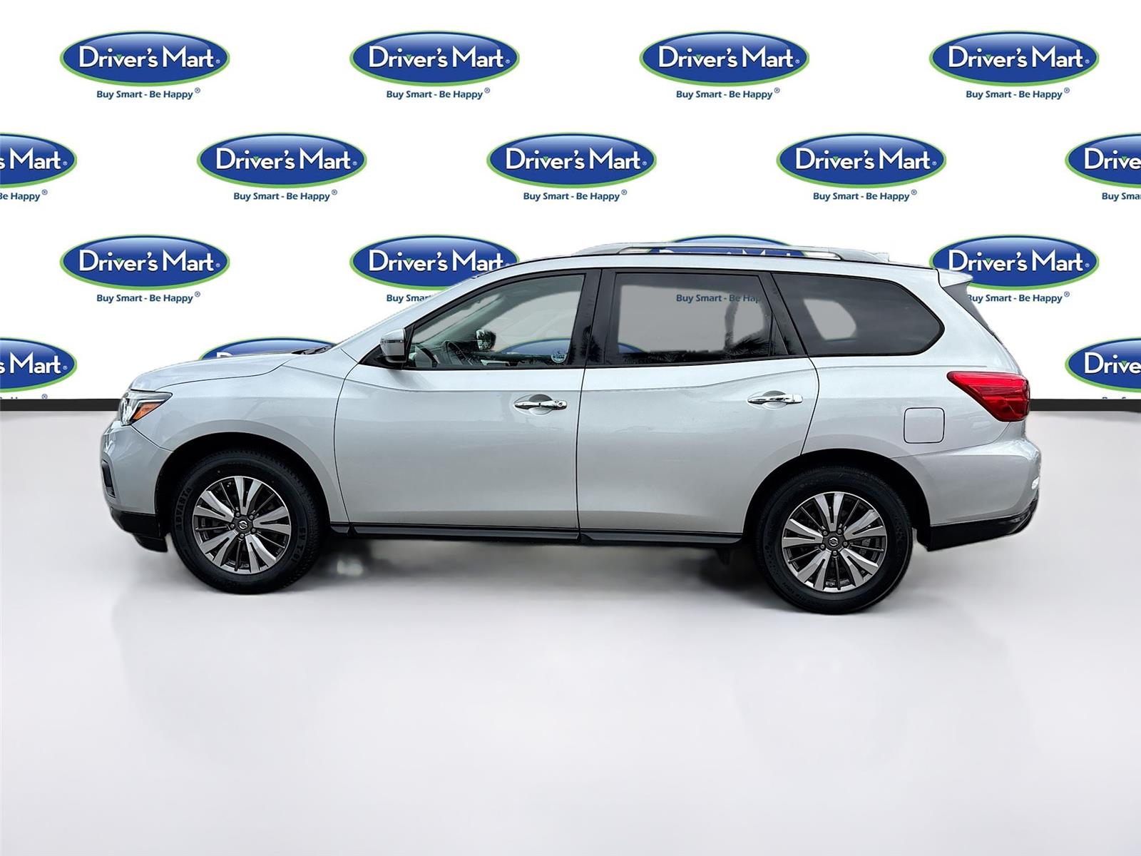 2019 Nissan Pathfinder SV