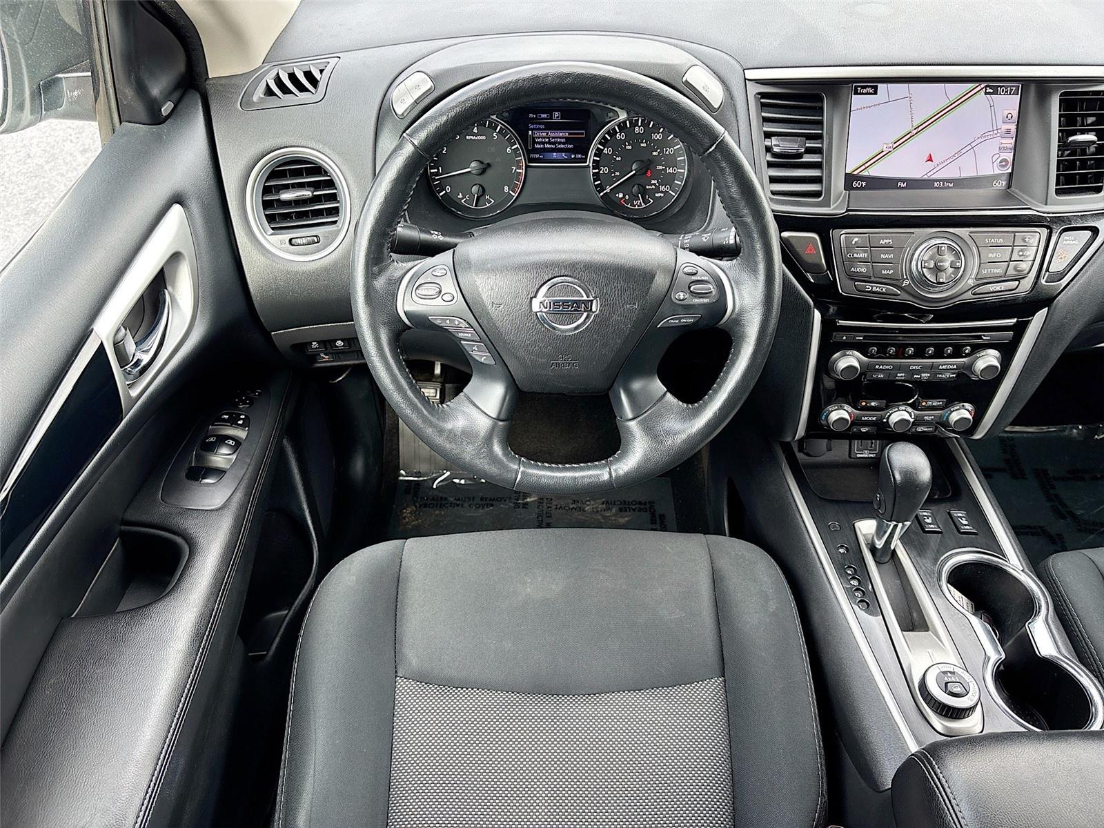 2019 Nissan Pathfinder SV