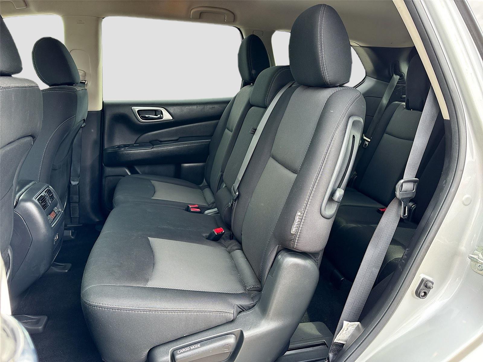 2019 Nissan Pathfinder SV