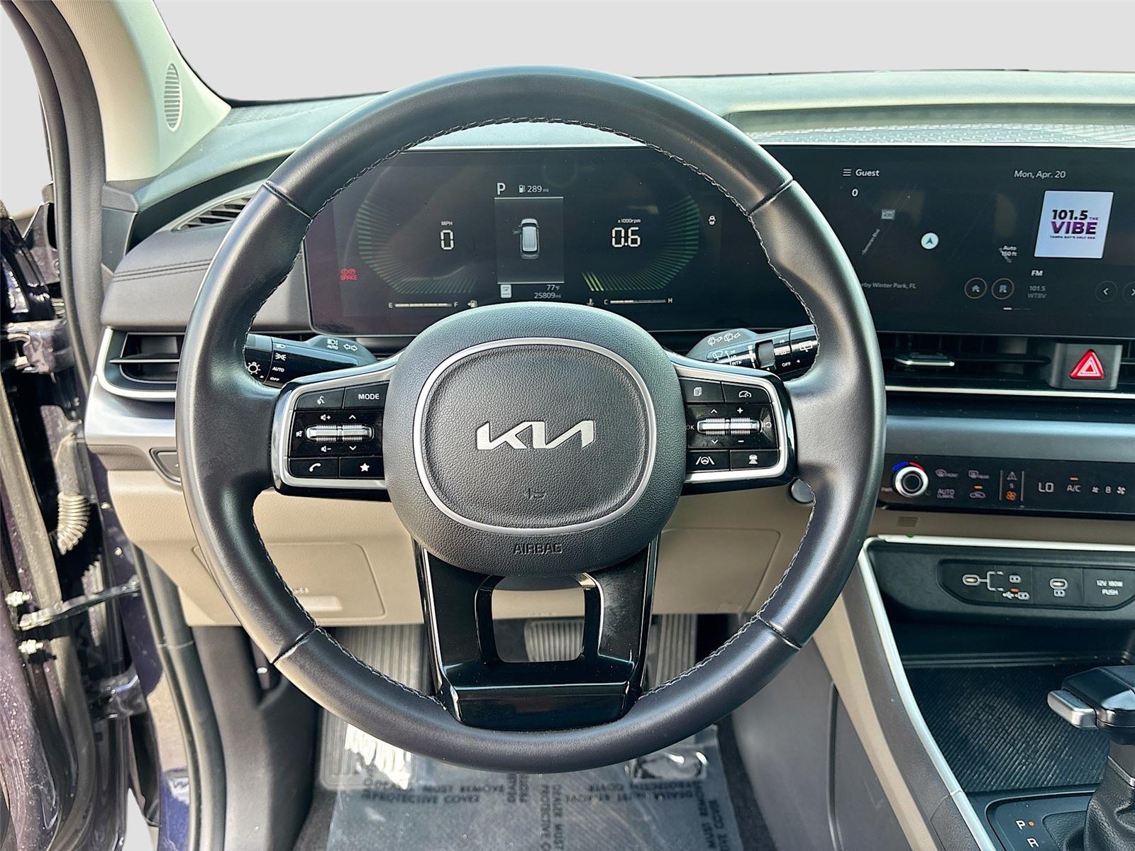 2025 Kia Carnival LXS