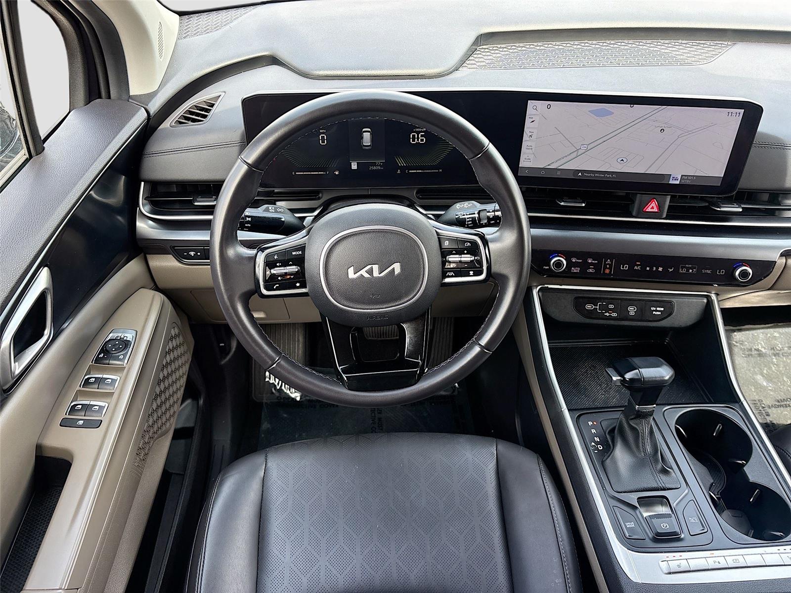 2025 Kia Carnival LXS