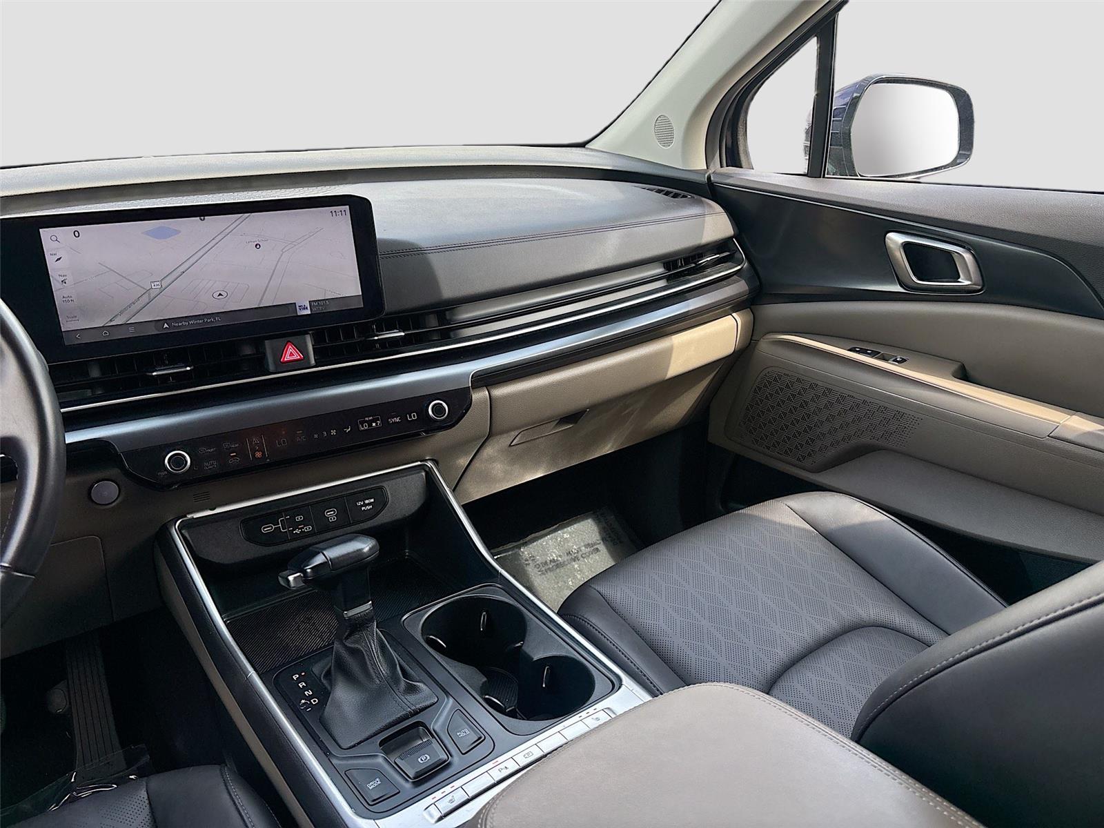 2025 Kia Carnival LXS