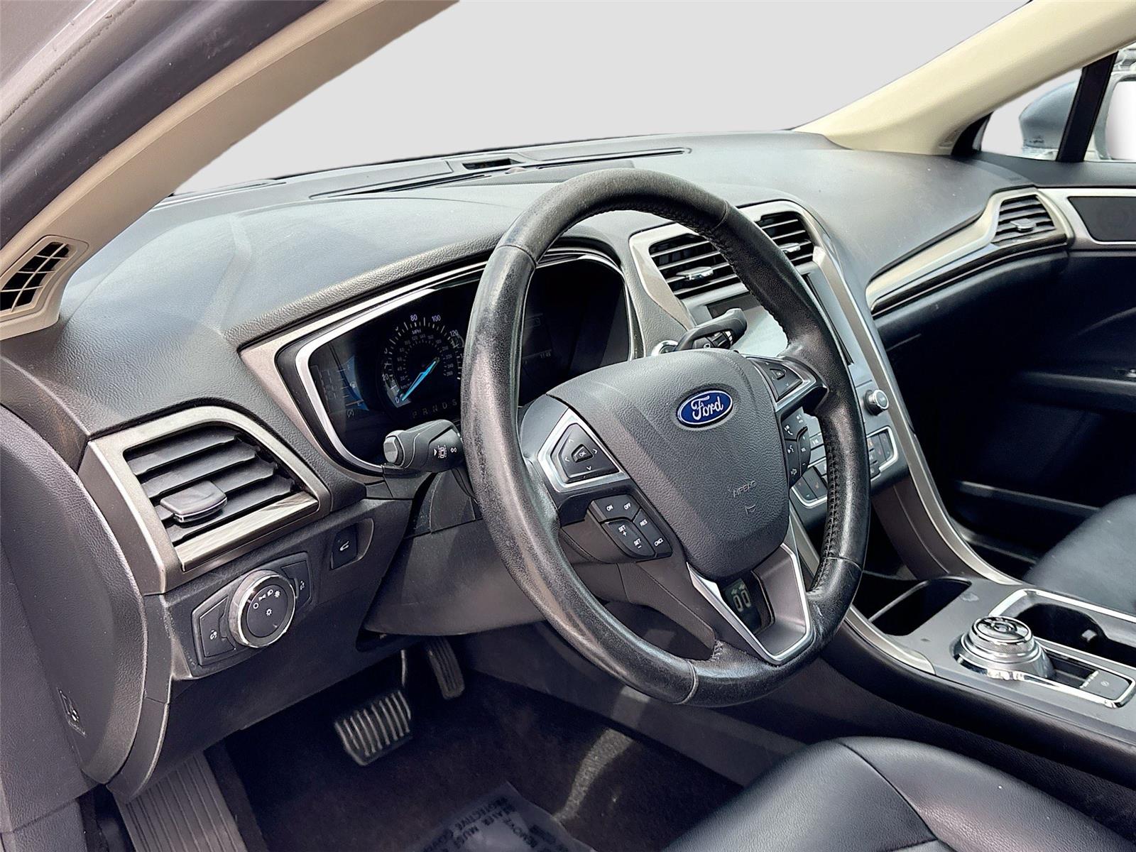 2019 Ford Fusion SEL