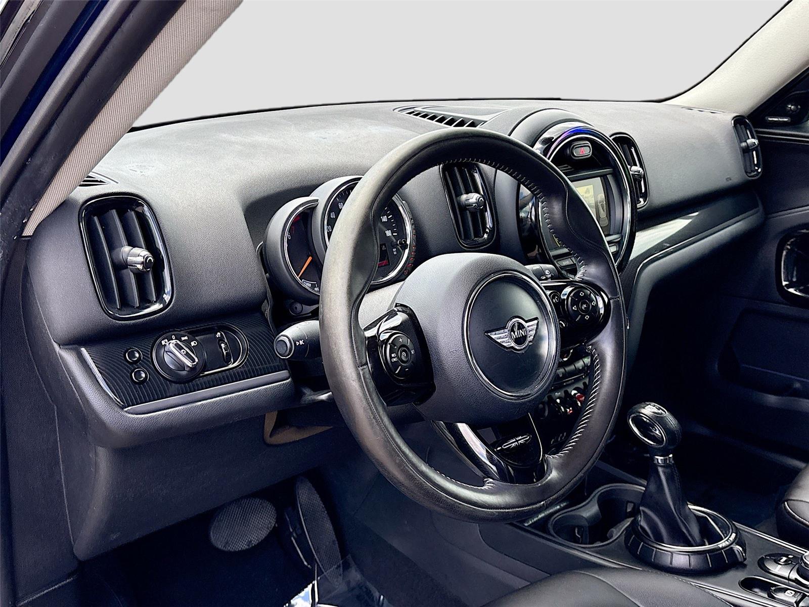 2017 MINI Countryman Cooper