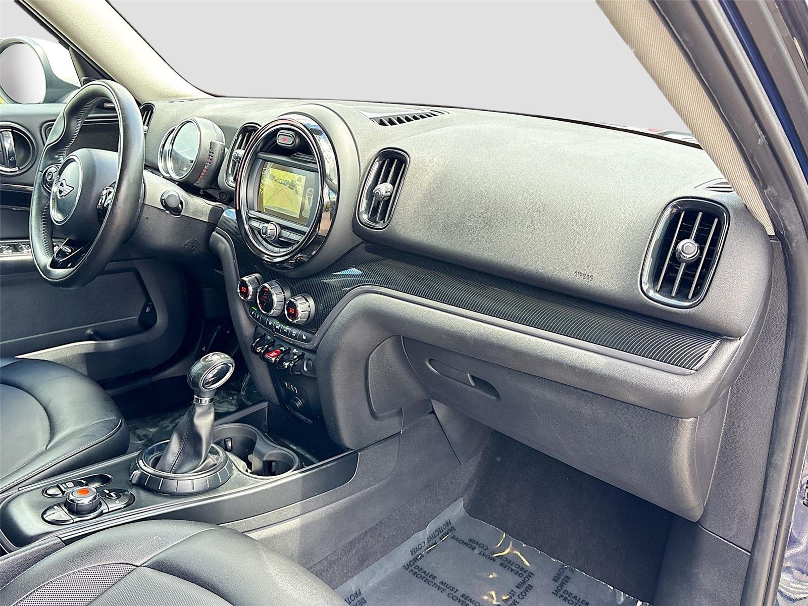 2017 MINI Countryman Cooper