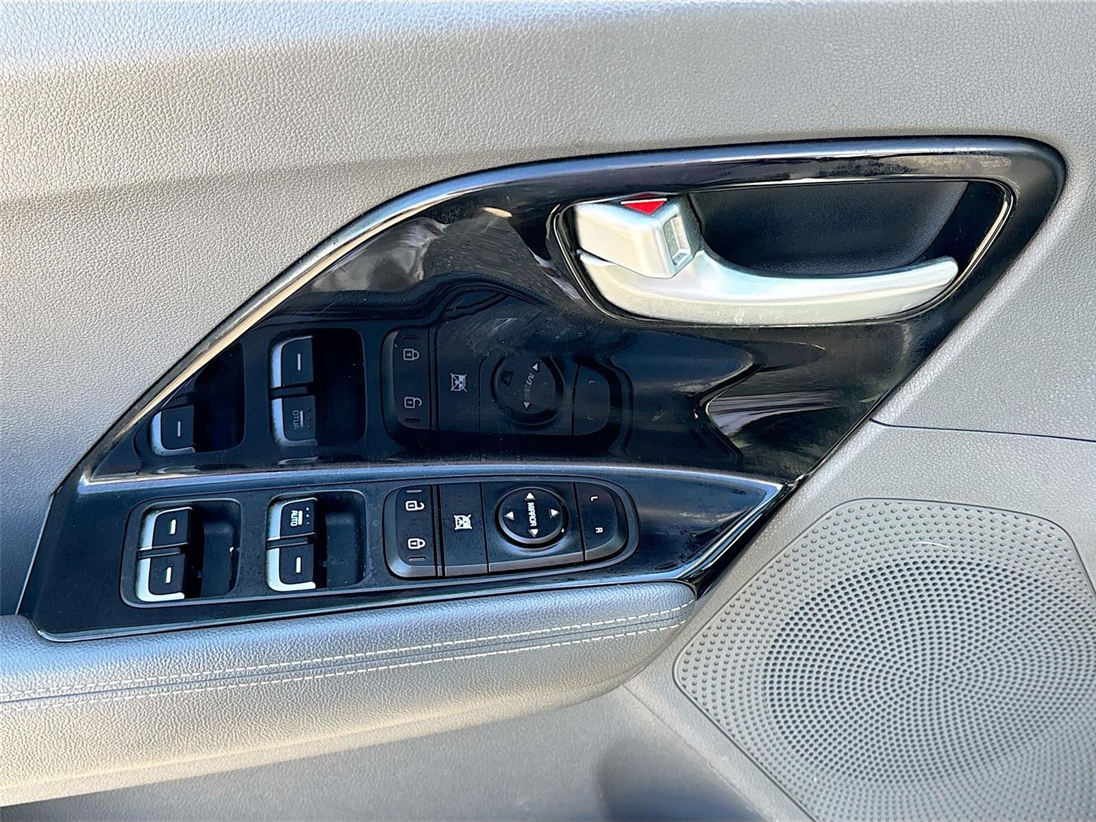 2020 Kia Niro LXS