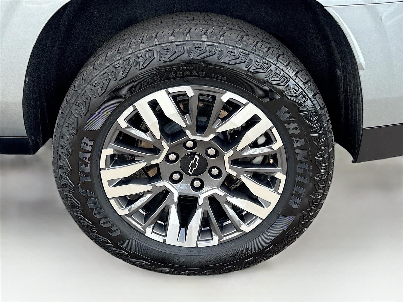 2025 Chevrolet Suburban Z71