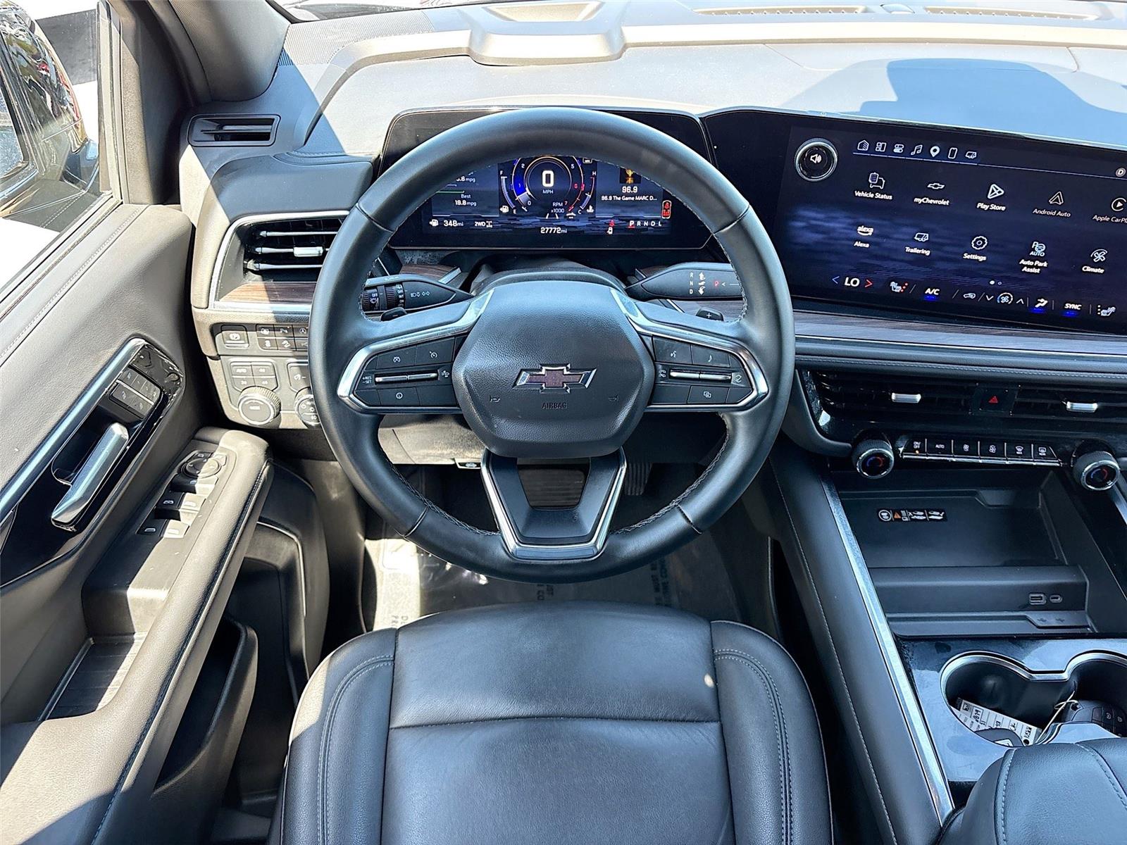 2025 Chevrolet Suburban Z71