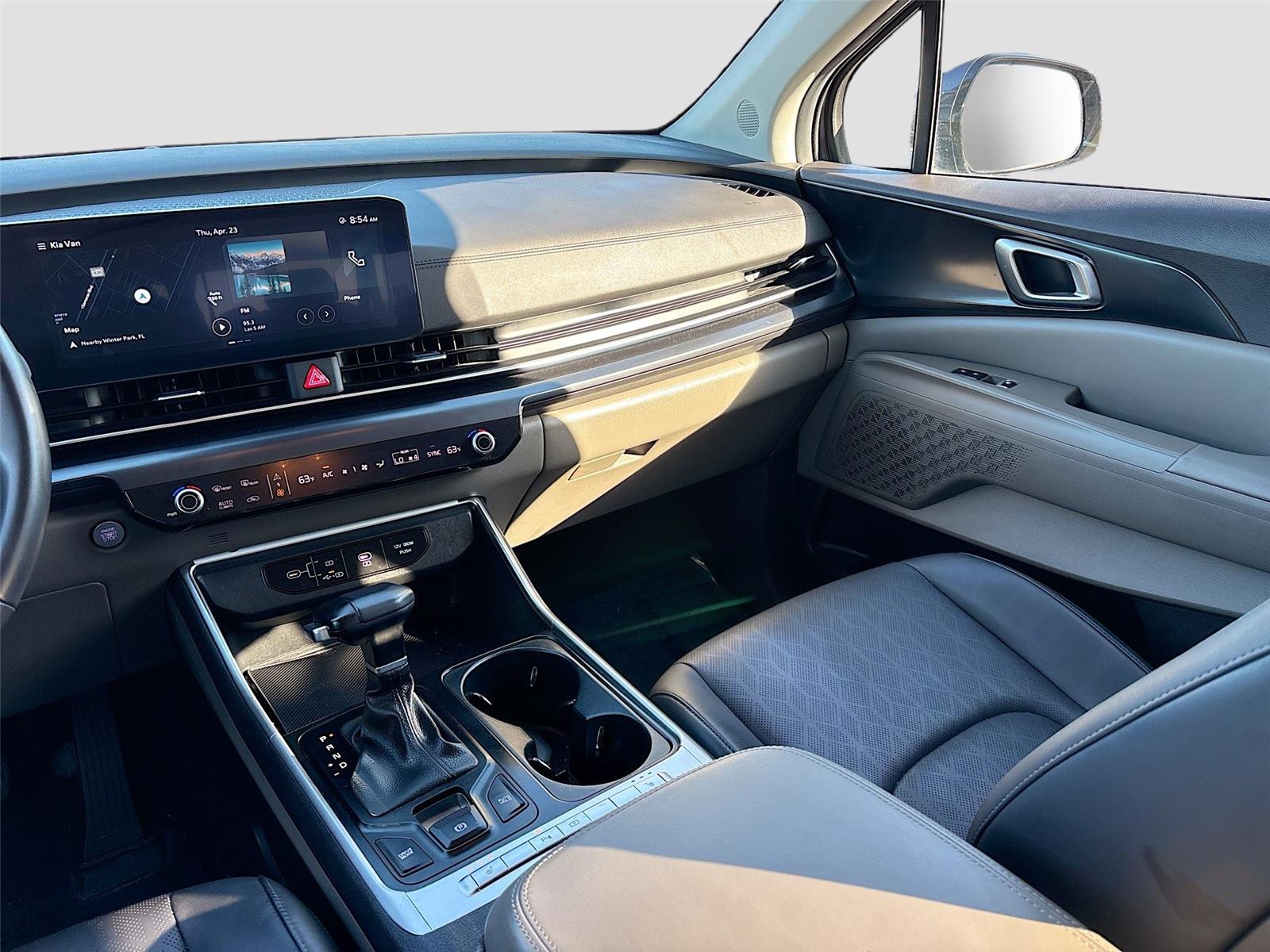 2025 Kia Carnival LXS