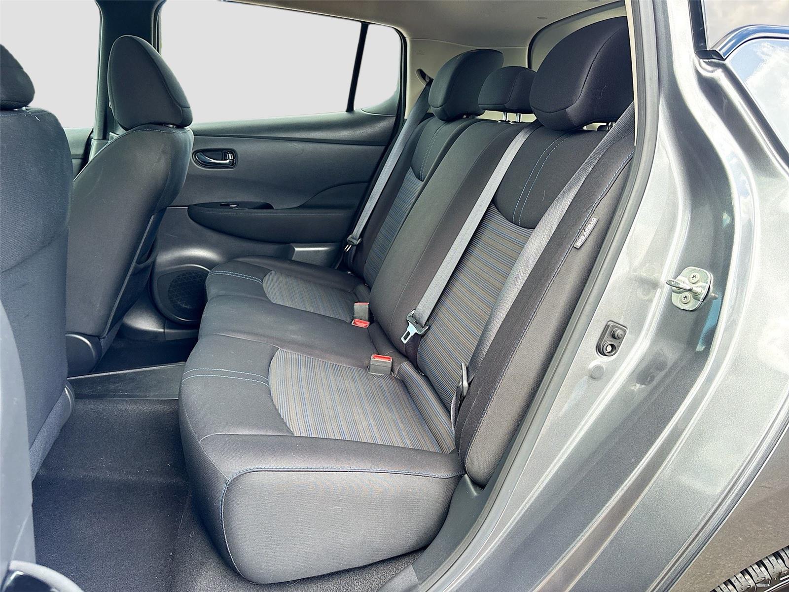 2022 Nissan LEAF SV PLUS