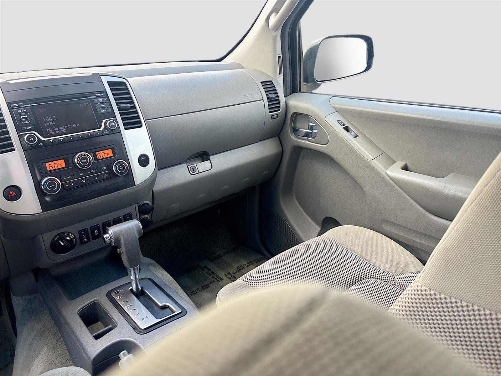 2016 Nissan Frontier SV