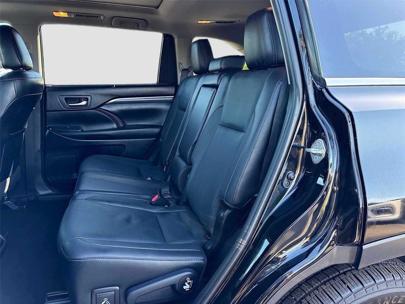 2019 Toyota Highlander Limited Platinum