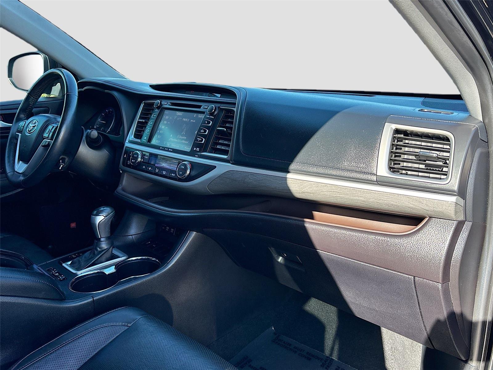 2019 Toyota Highlander Limited Platinum