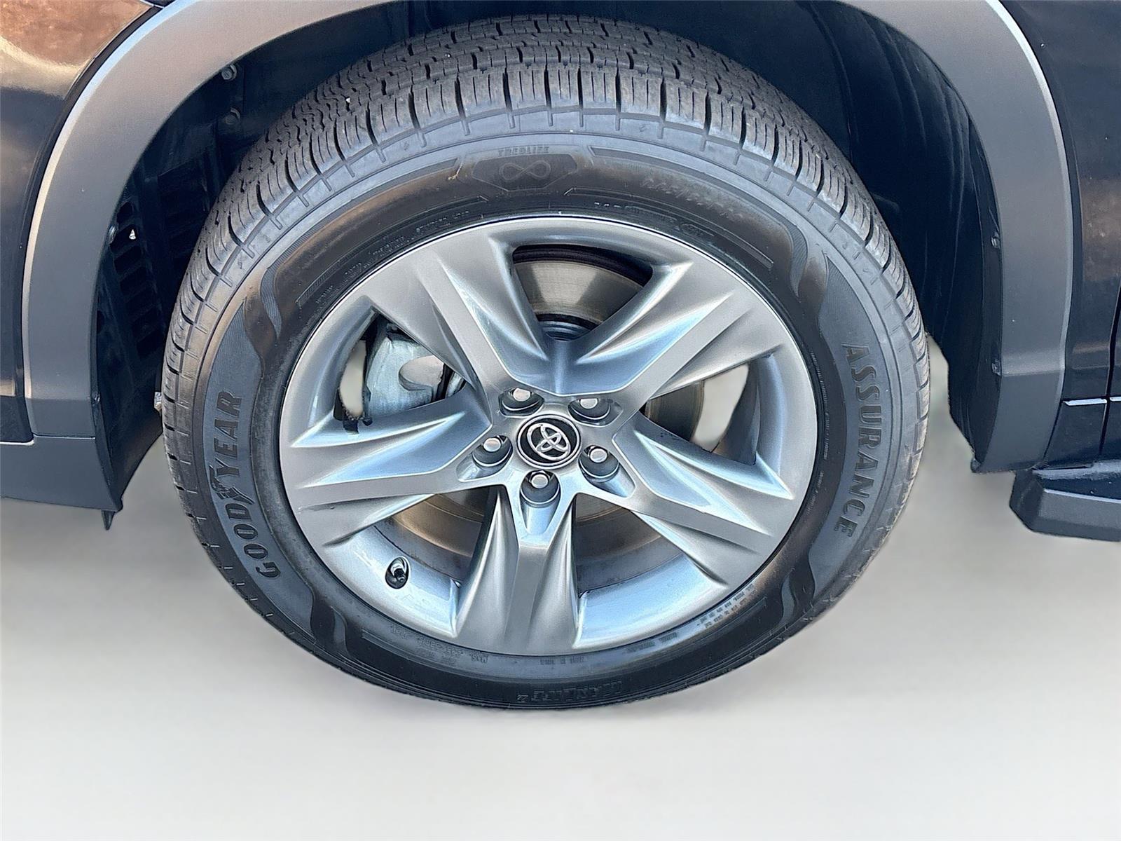 2019 Toyota Highlander Limited Platinum