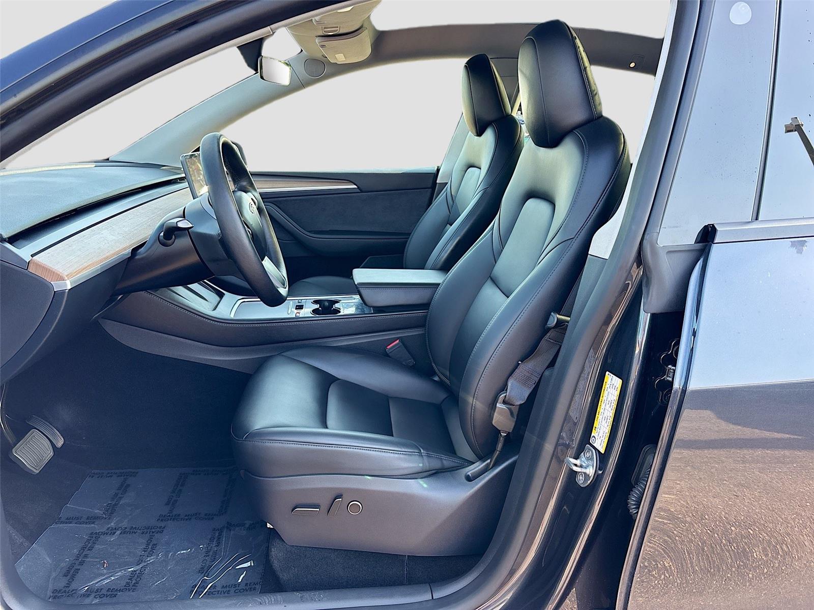 2025 Tesla Model Y Long Range