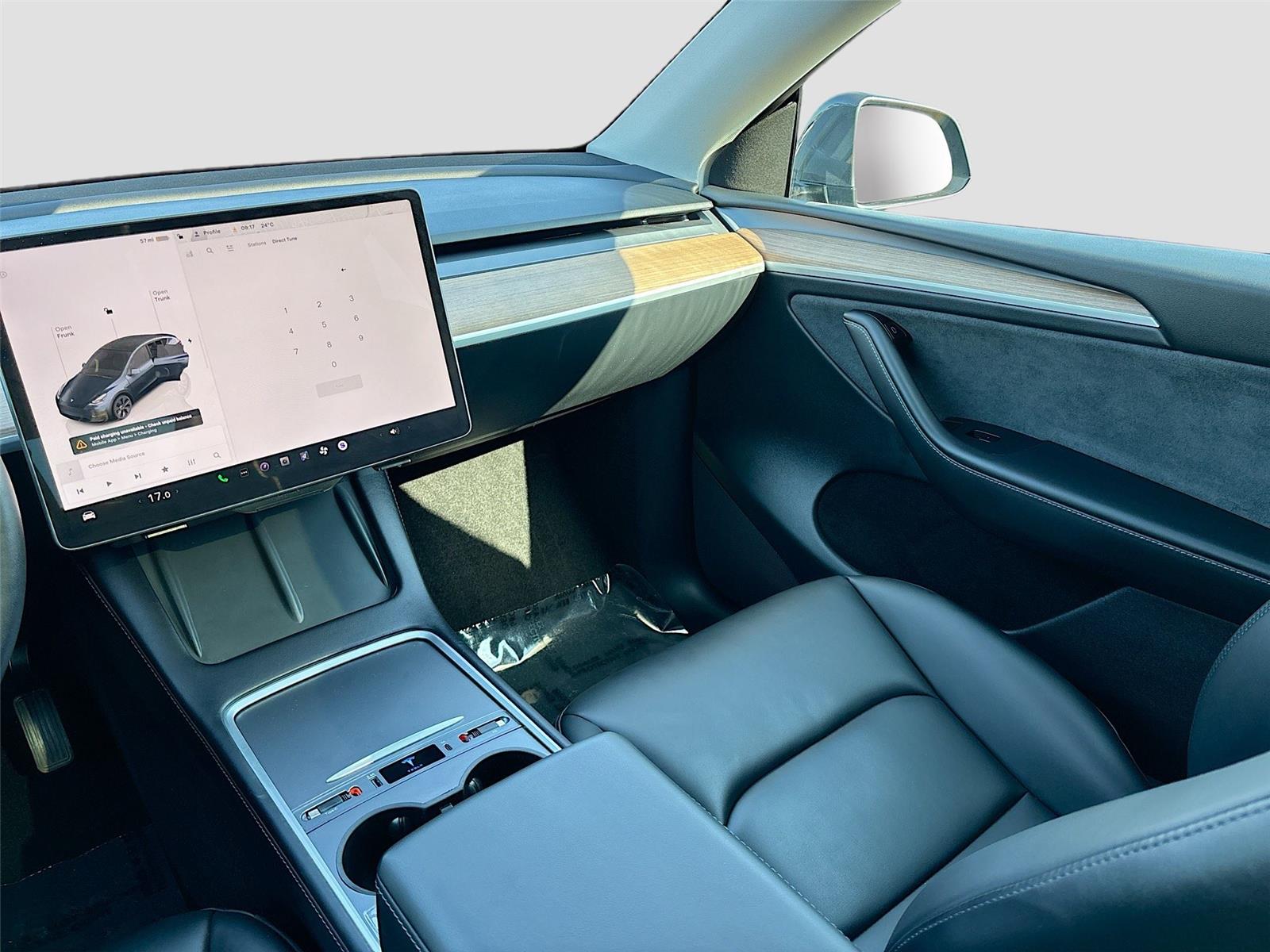 2025 Tesla Model Y Long Range