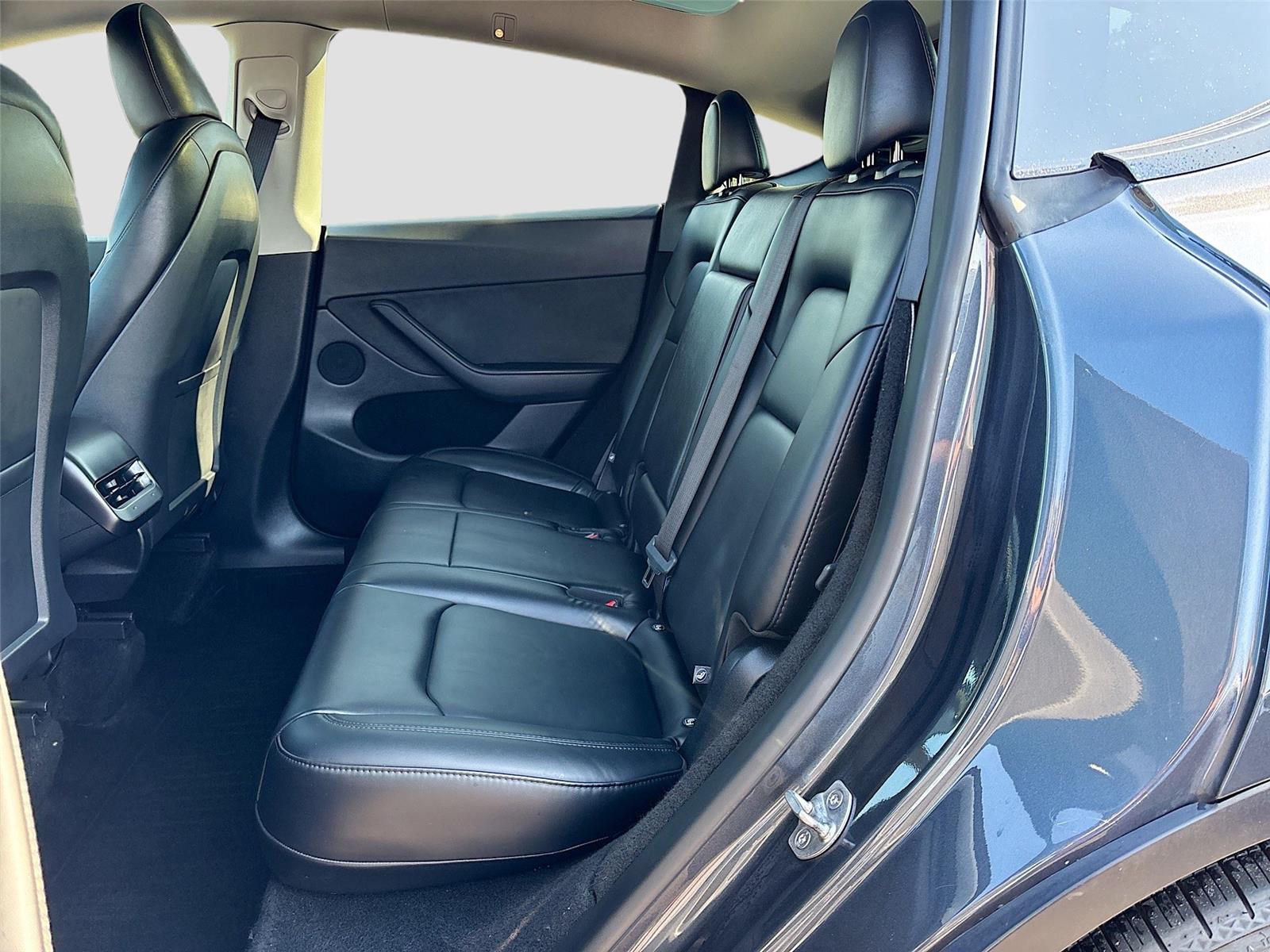 2025 Tesla Model Y Long Range