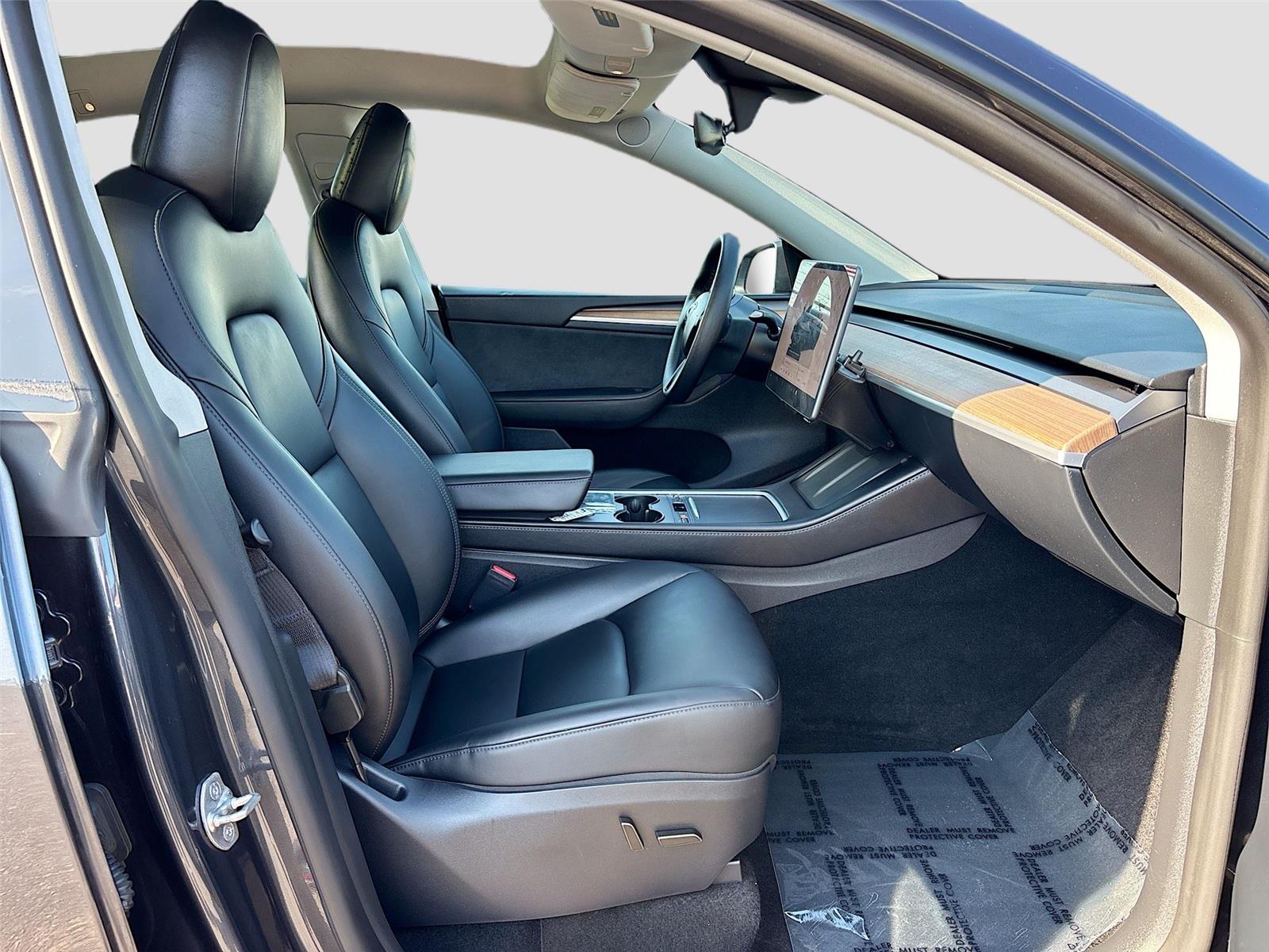 2025 Tesla Model Y Long Range