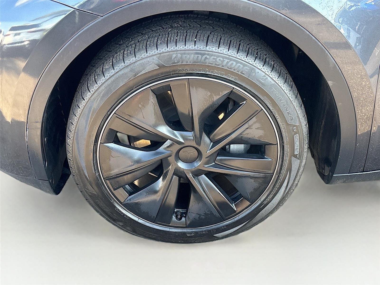 2025 Tesla Model Y Long Range