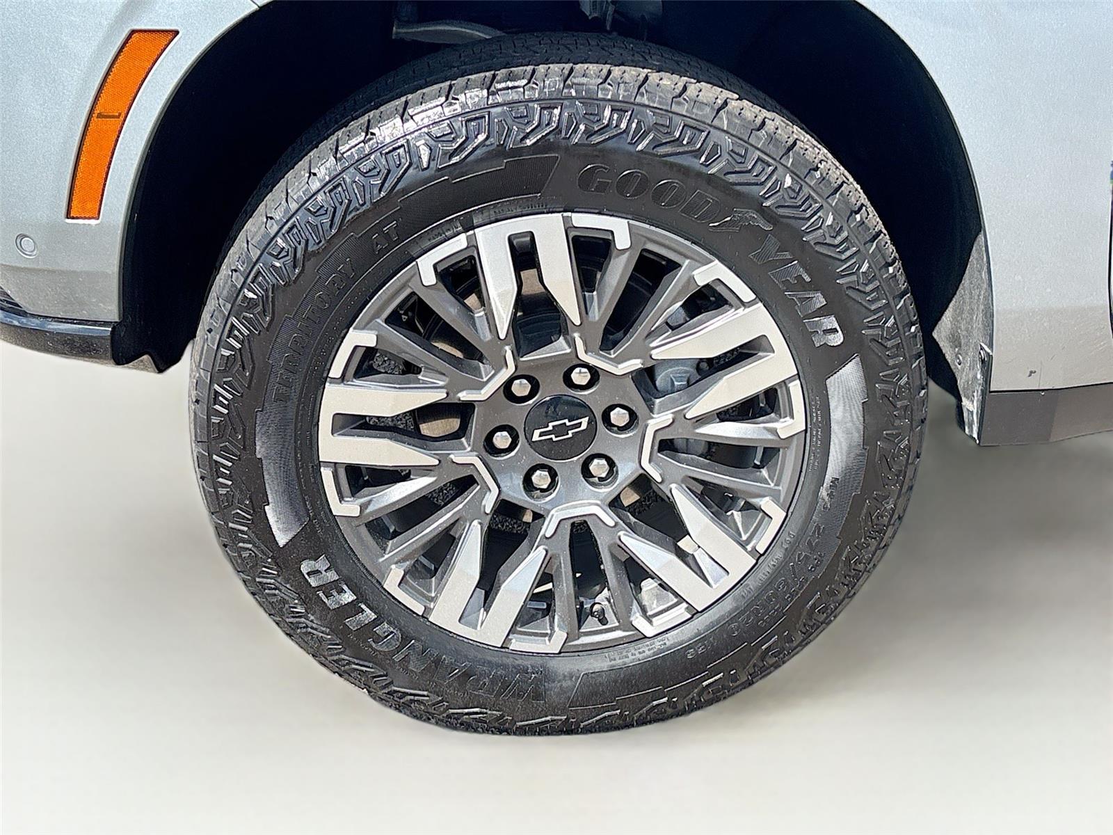 2025 Chevrolet Suburban Z71