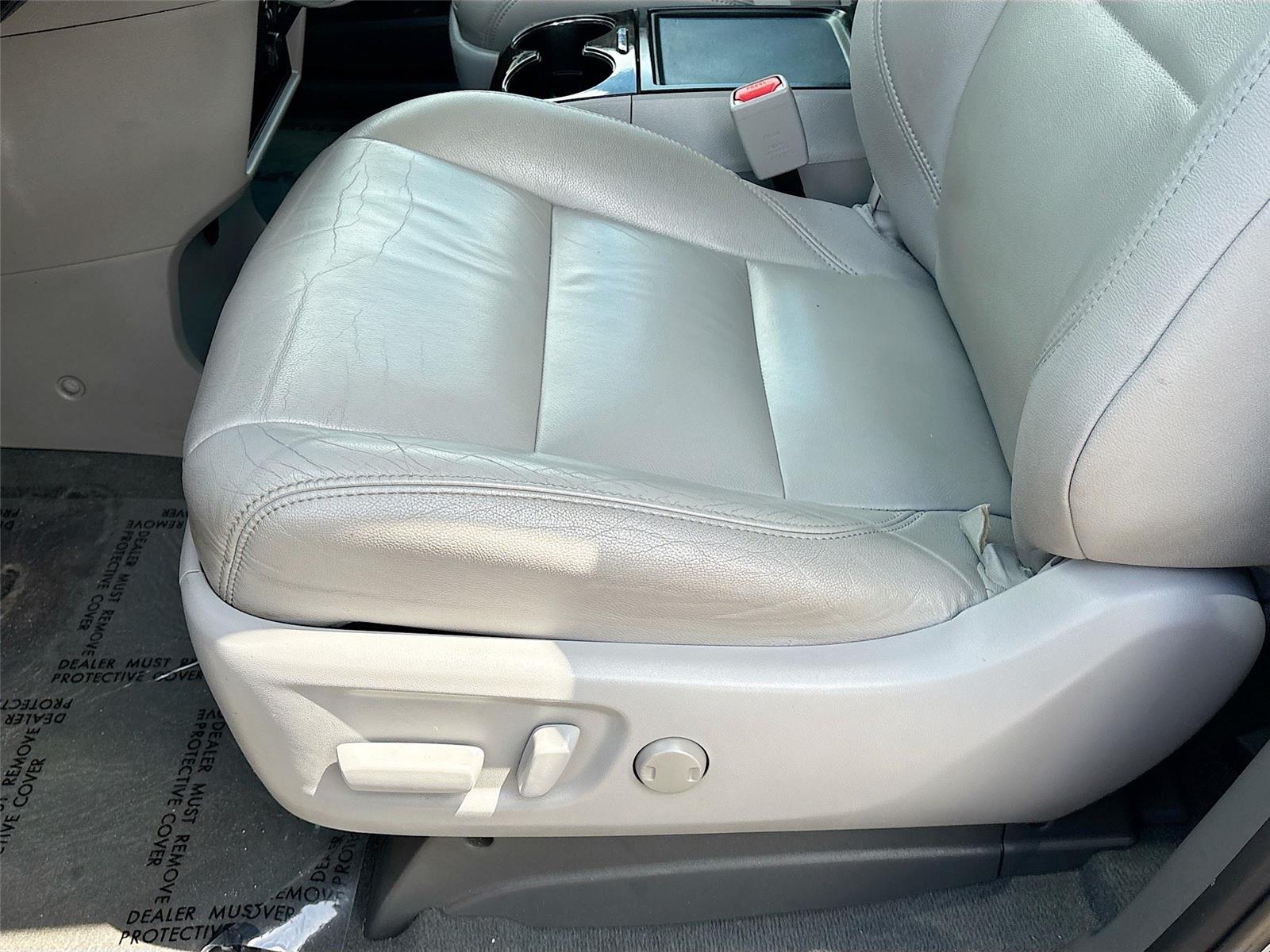 2020 Toyota Sienna XLE 8-Passenger