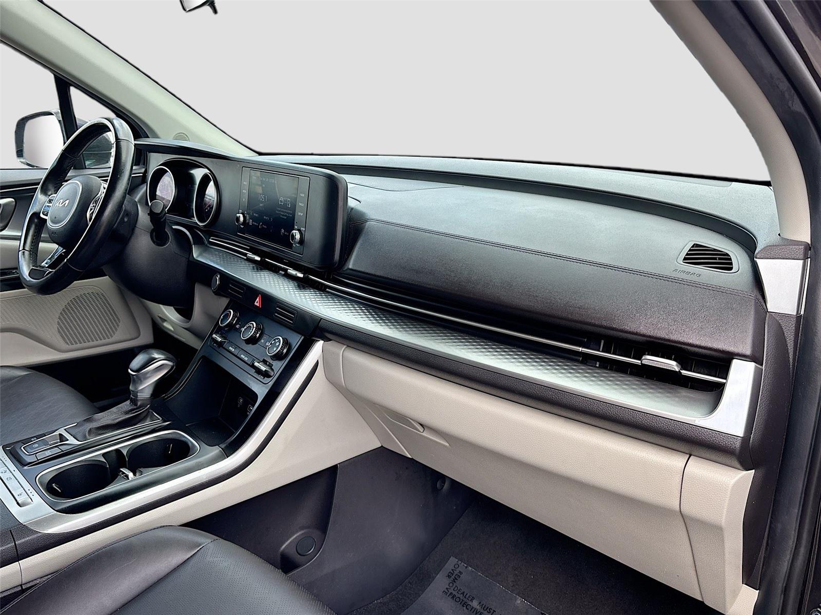 2022 Kia Carnival LXS