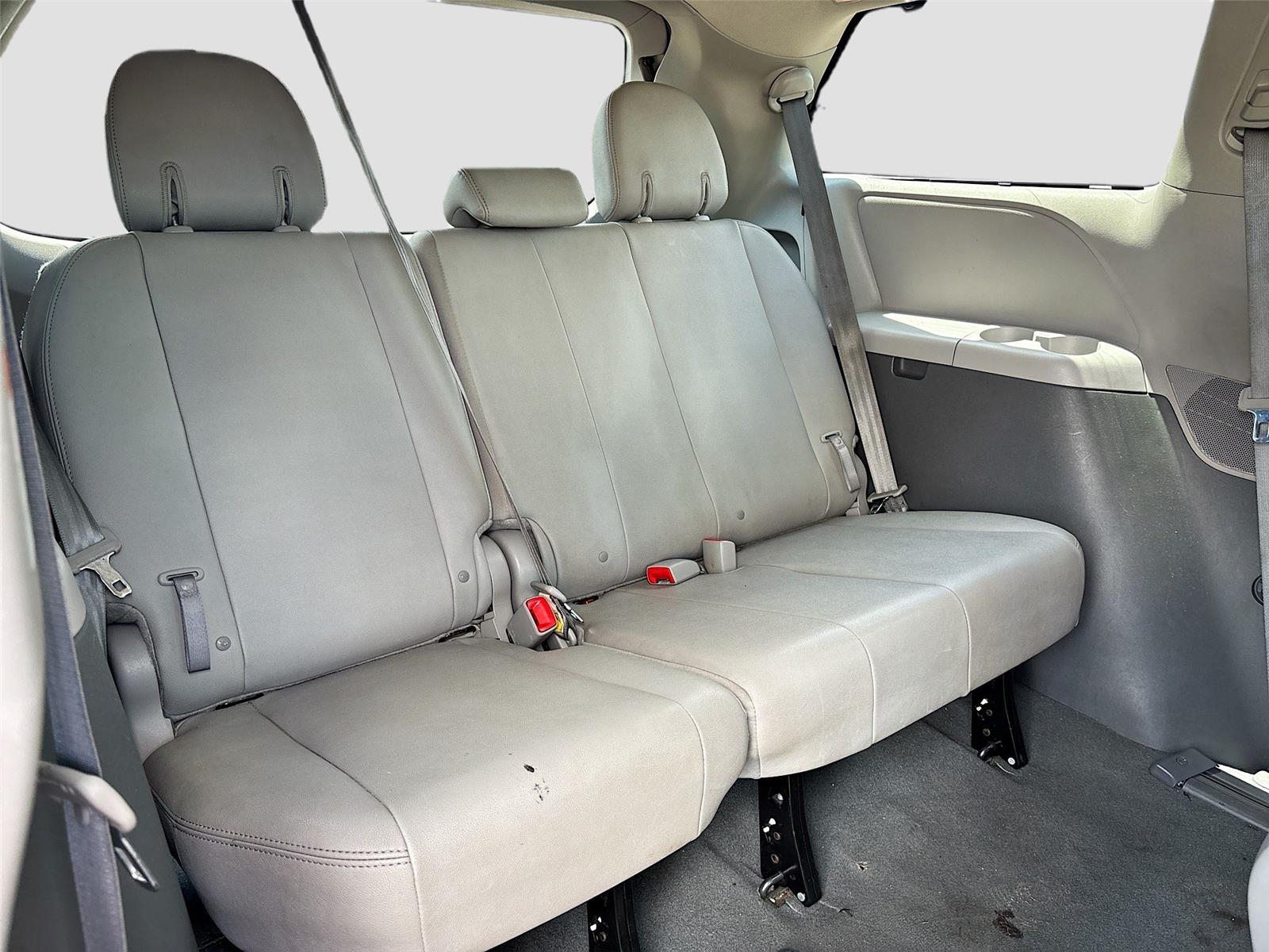 2020 Toyota Sienna XLE 8-Passenger