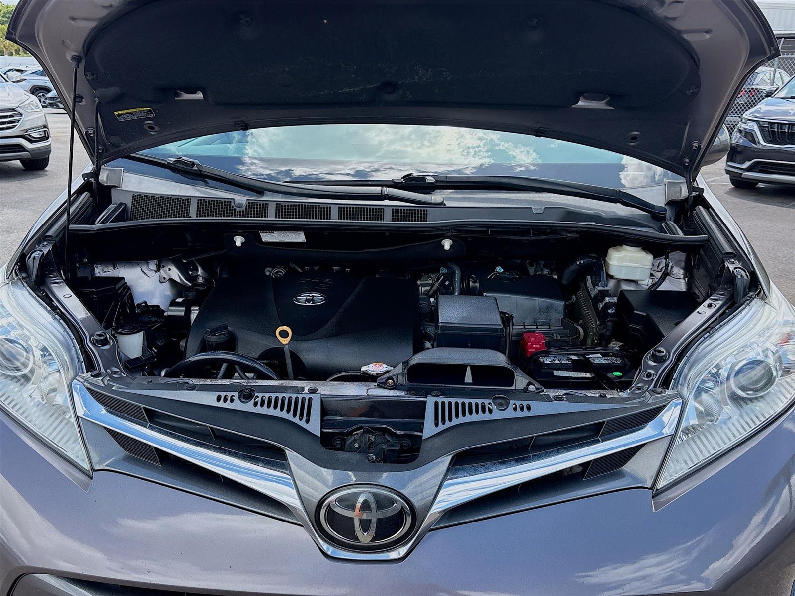 2020 Toyota Sienna XLE 8-Passenger