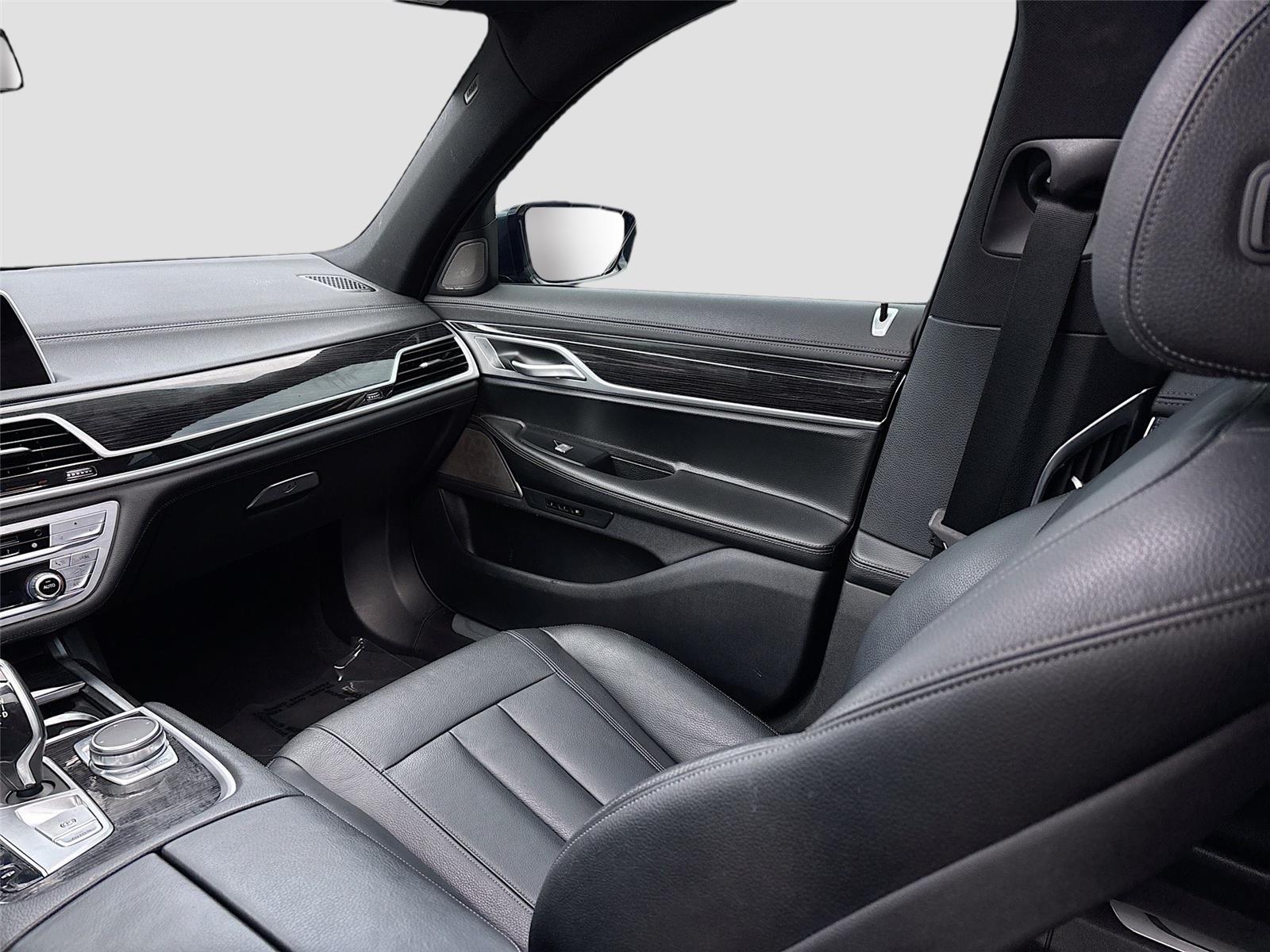 2019 BMW 7 Series 740e xDrive iPerformance