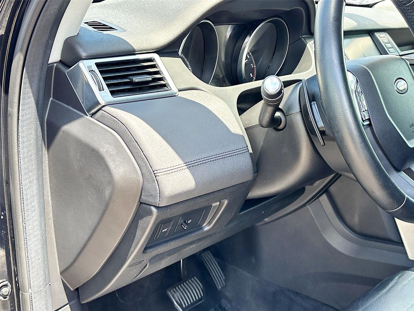 2017 Land Rover Discovery Sport SE