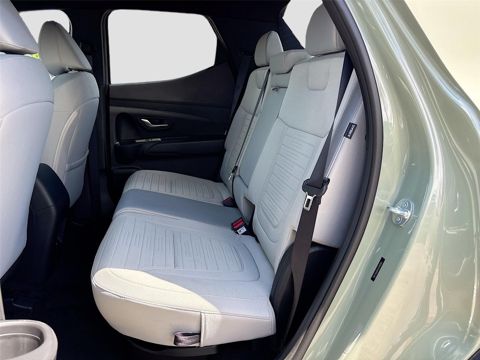 2025 Hyundai Santa Cruz SE