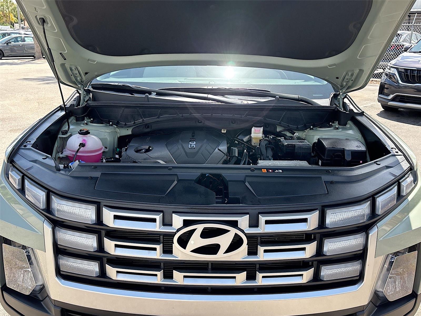 2025 Hyundai Santa Cruz SE