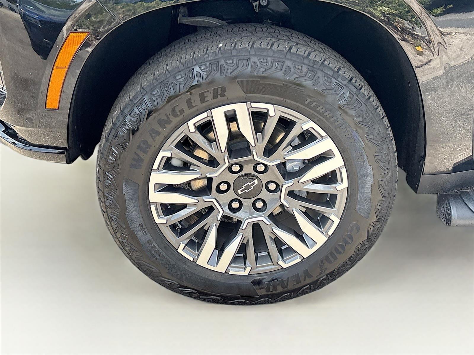 2025 Chevrolet Suburban Z71