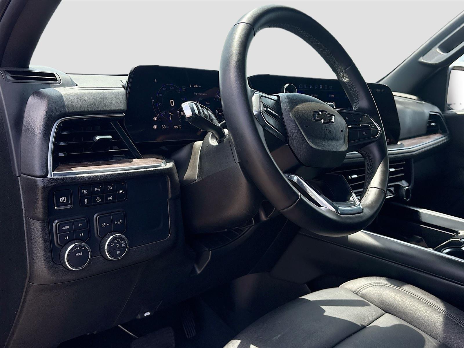 2025 Chevrolet Suburban Z71