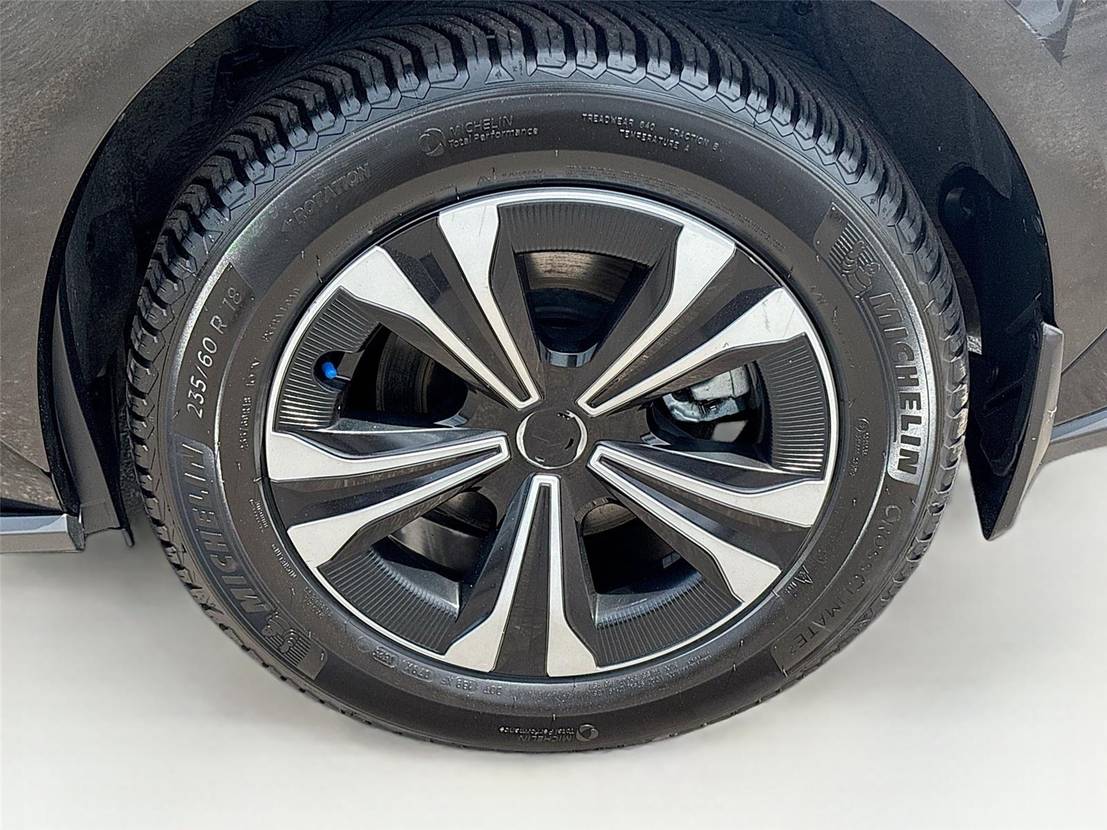 2023 Toyota bZ4X XLE