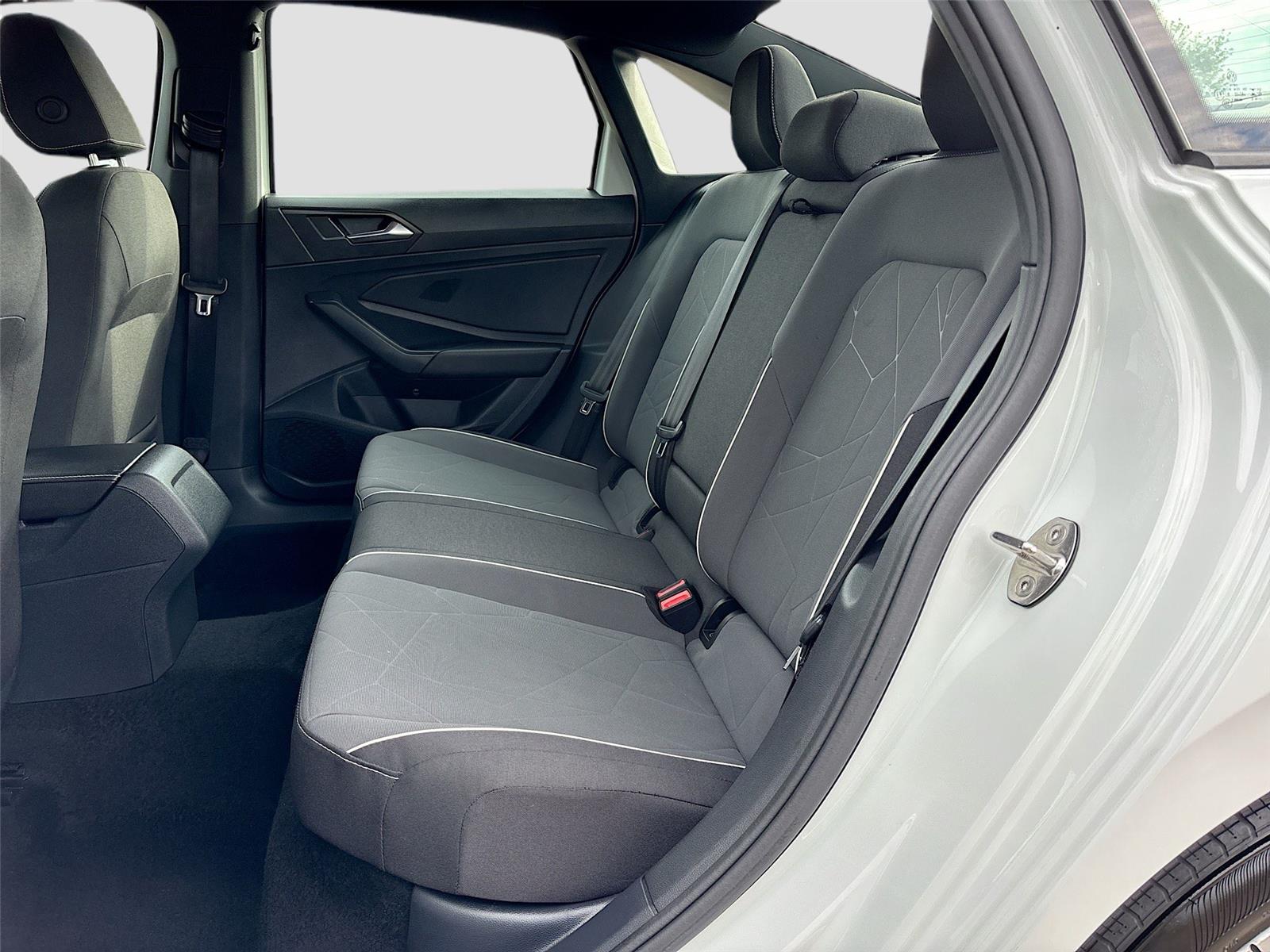 2025 Volkswagen Jetta Sport