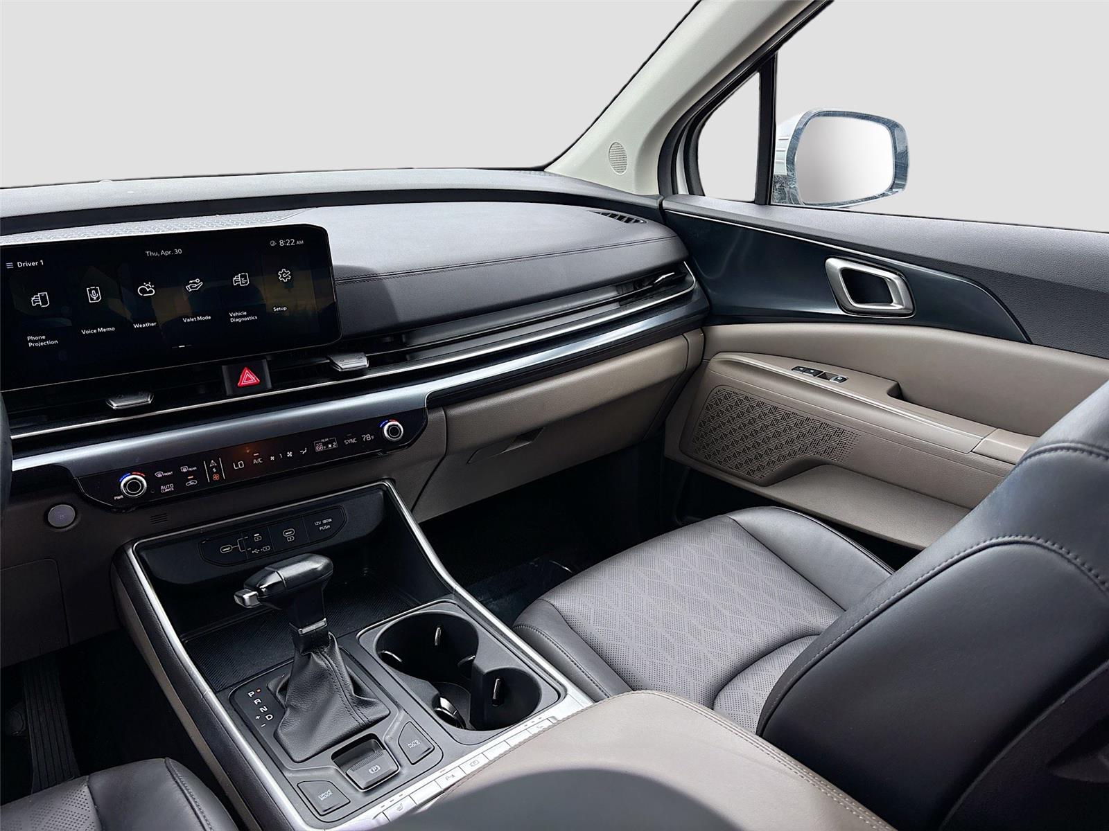 2025 Kia Carnival LXS