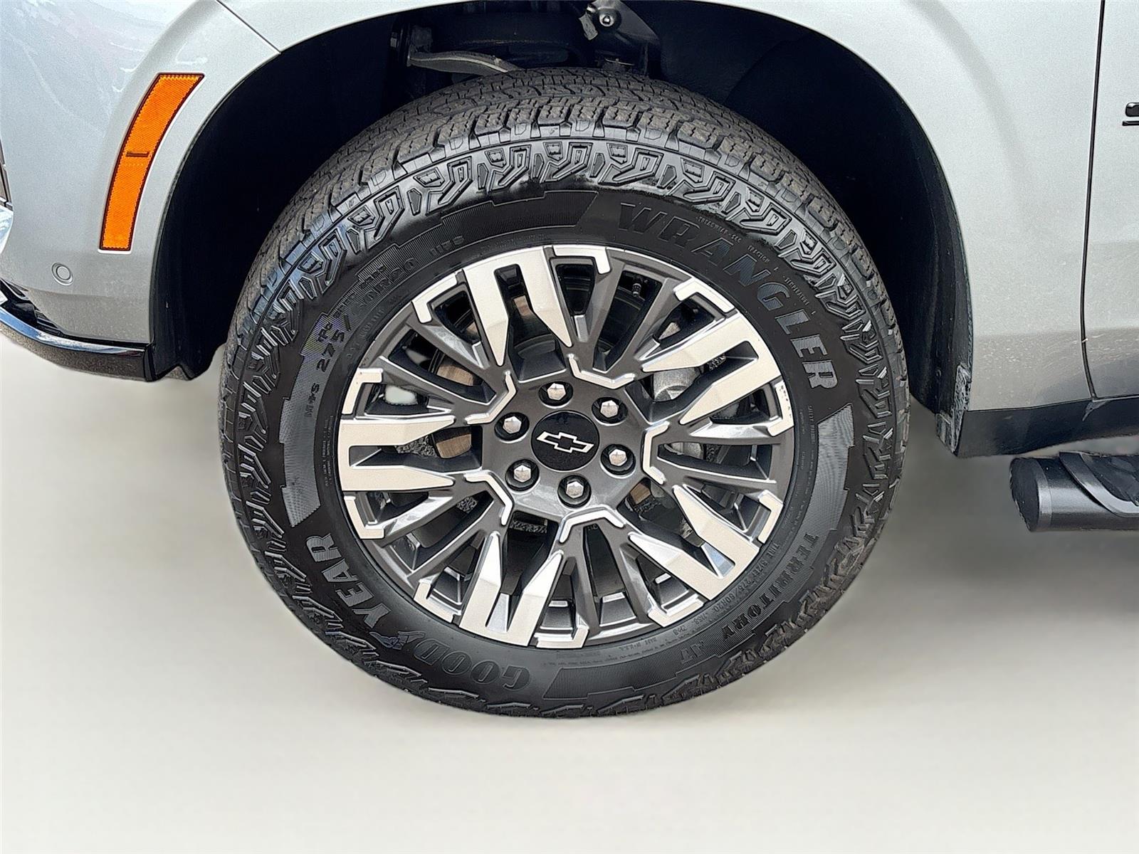 2025 Chevrolet Suburban Z71