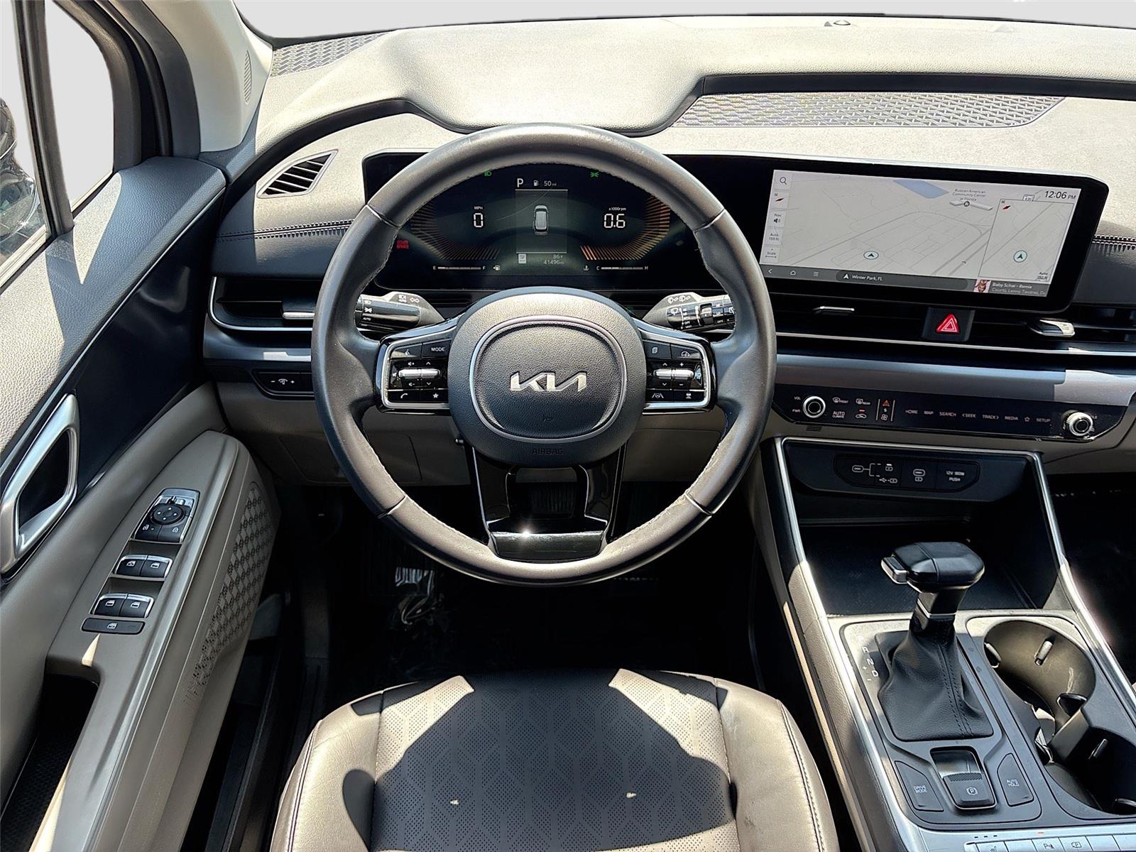 2025 Kia Carnival LXS
