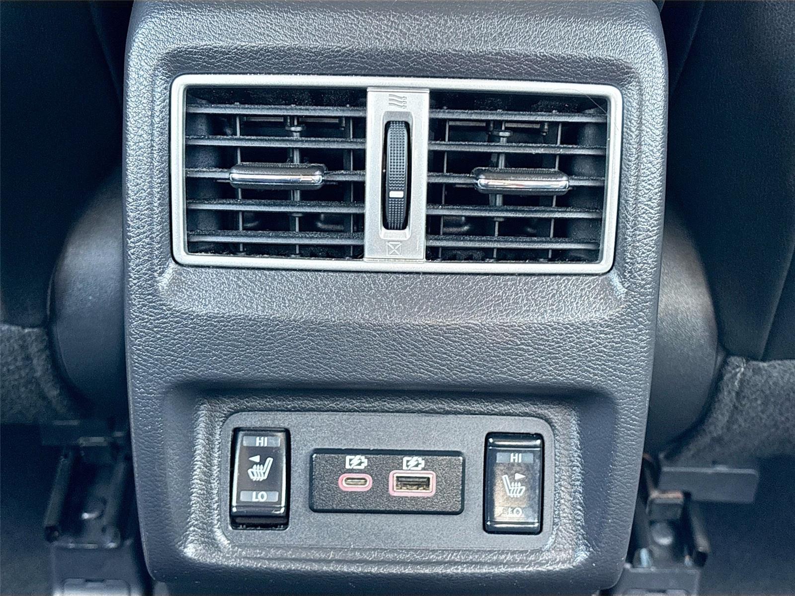 2023 NISSAN MAXIMA SL