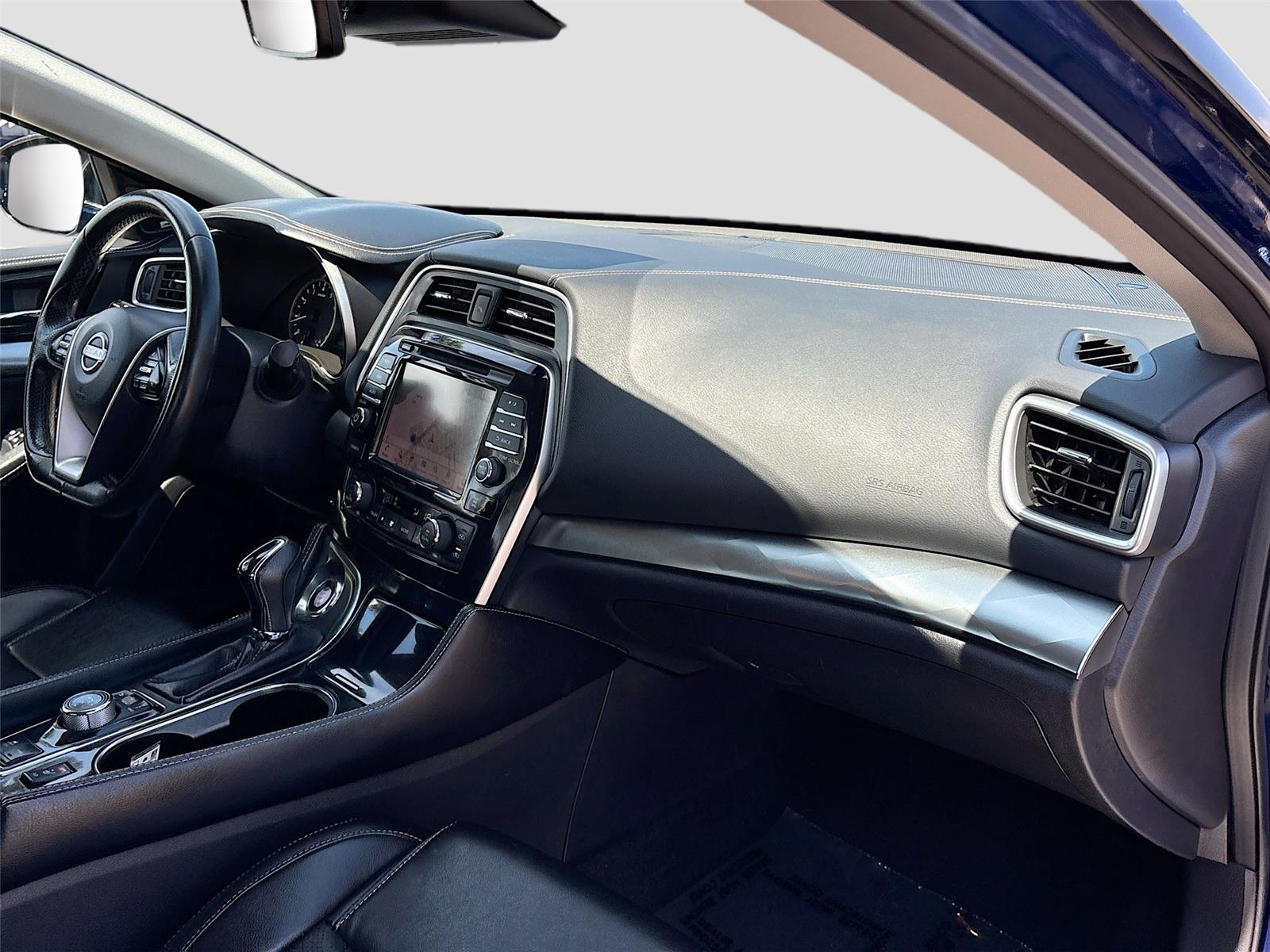 2023 NISSAN MAXIMA SL