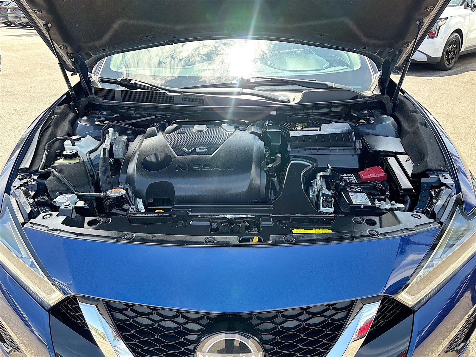 2023 NISSAN MAXIMA SL