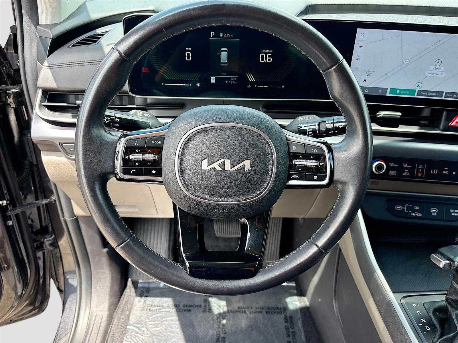2025 Kia Carnival LXS