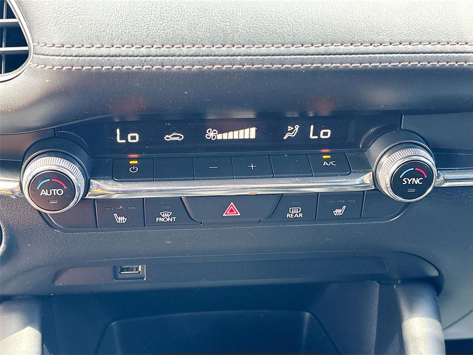 2019 Mazda Mazda3 Hatchback w/Premium Pkg