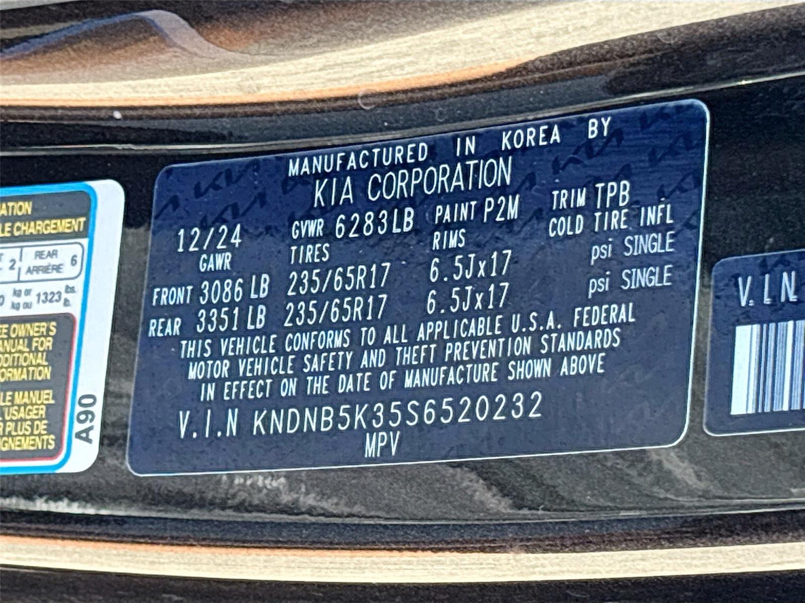 2025 Kia Carnival LXS