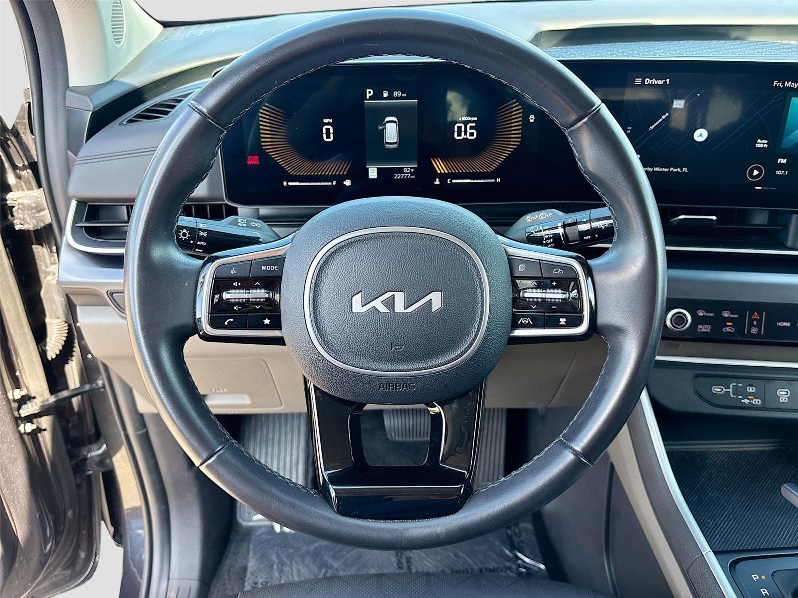 2025 Kia Carnival LXS