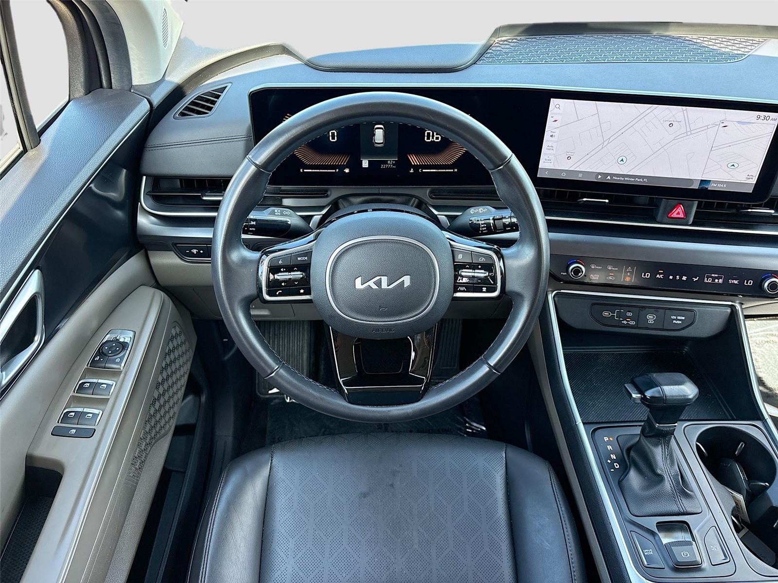 2025 Kia Carnival LXS