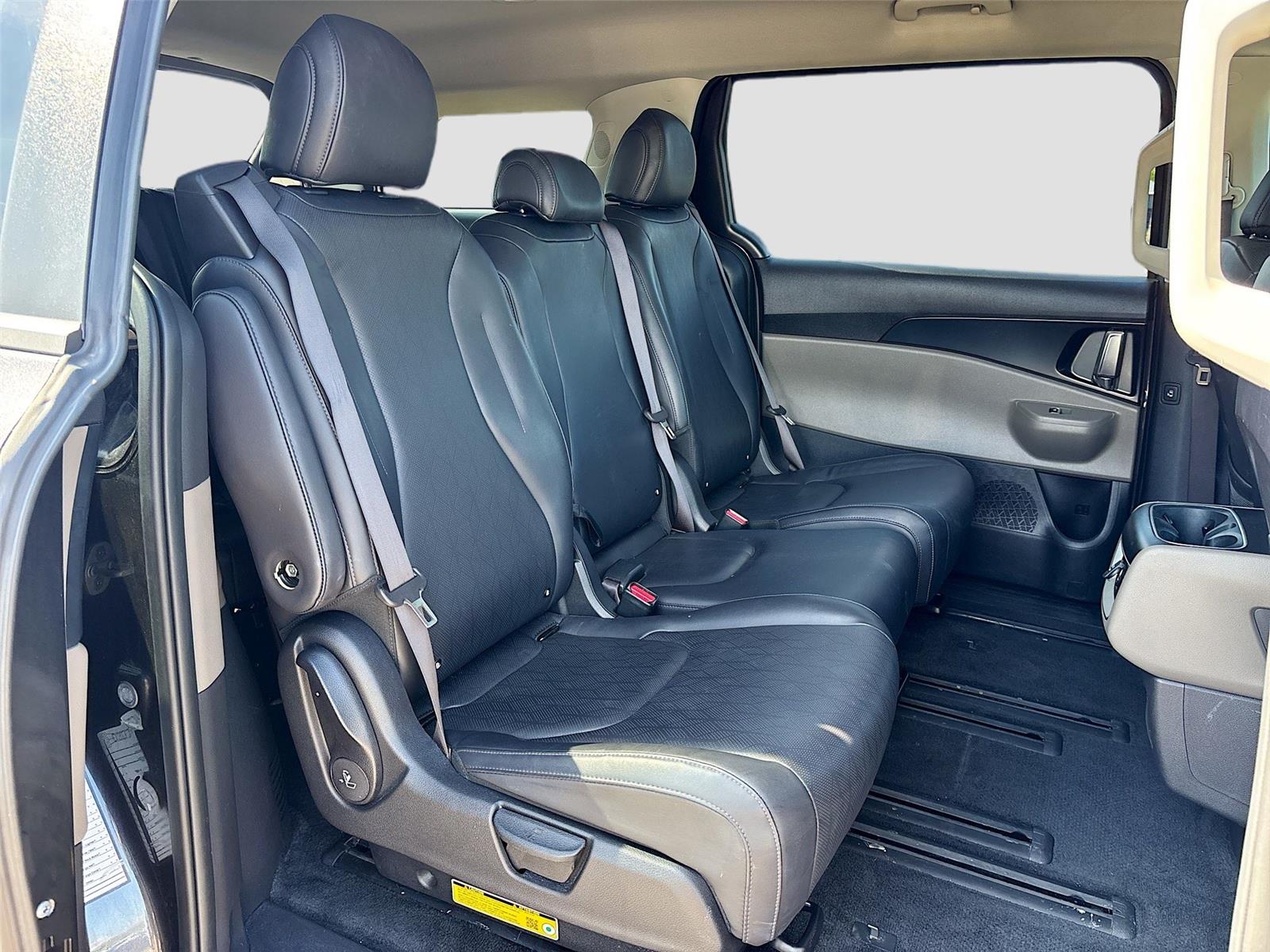2025 Kia Carnival LXS
